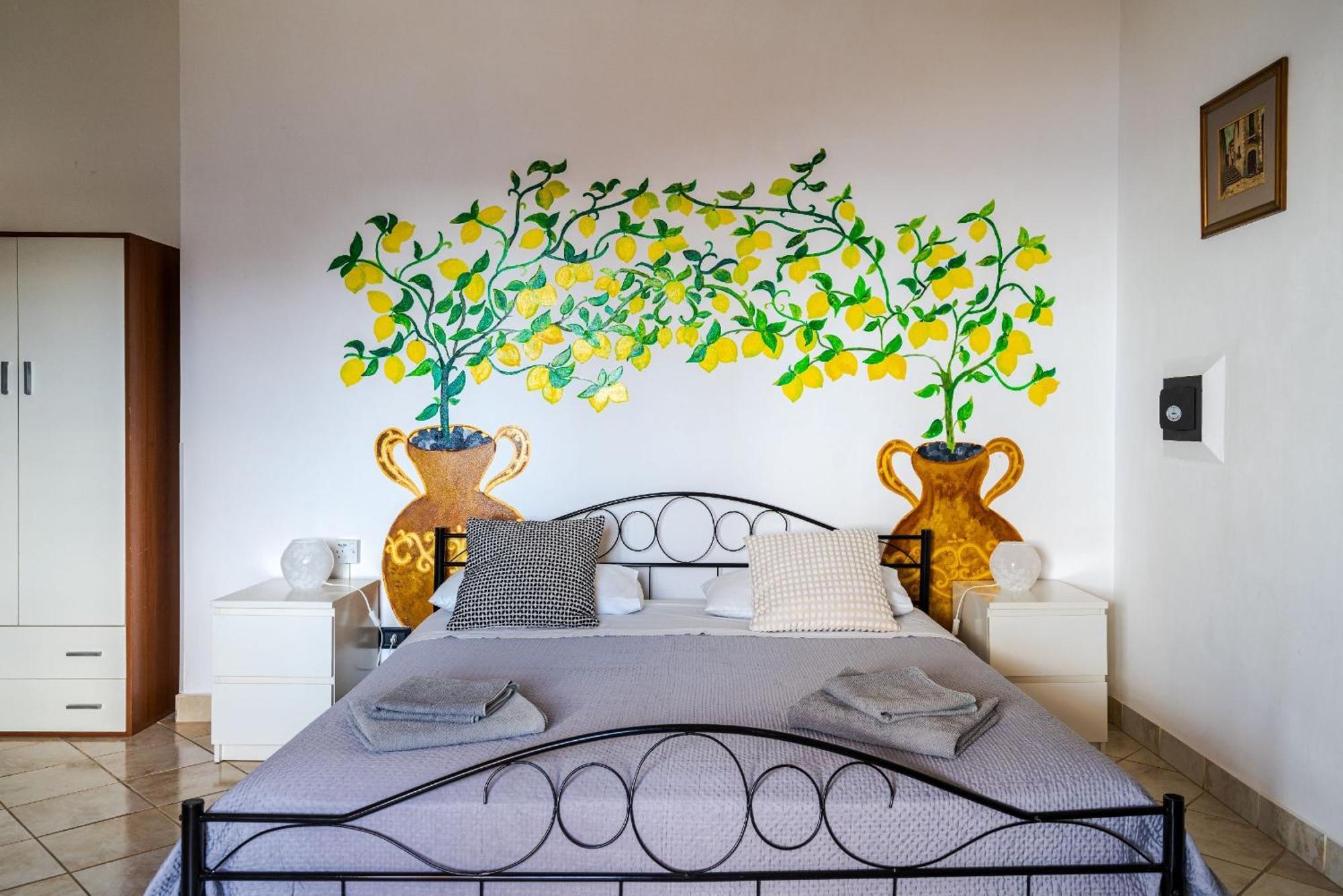 The Lemon Tree Apartment ตาออร์มินา ภายนอก รูปภาพ
