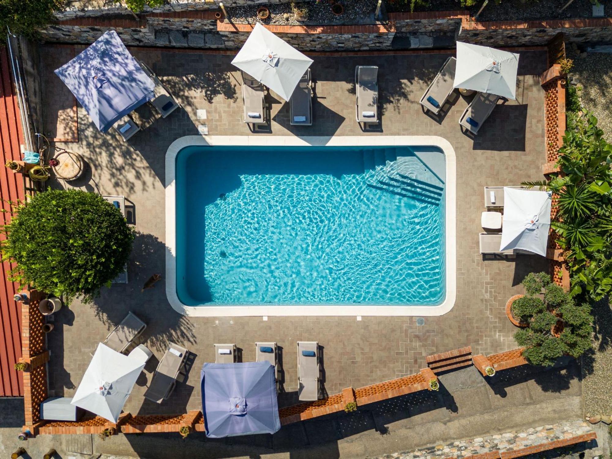 The Lemon Tree Apartment ตาออร์มินา ภายนอก รูปภาพ